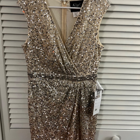 NWT Mac Duggal Cap Sleeve High Slit Gown 5489 Nude Ombre - Picture 3 of 10